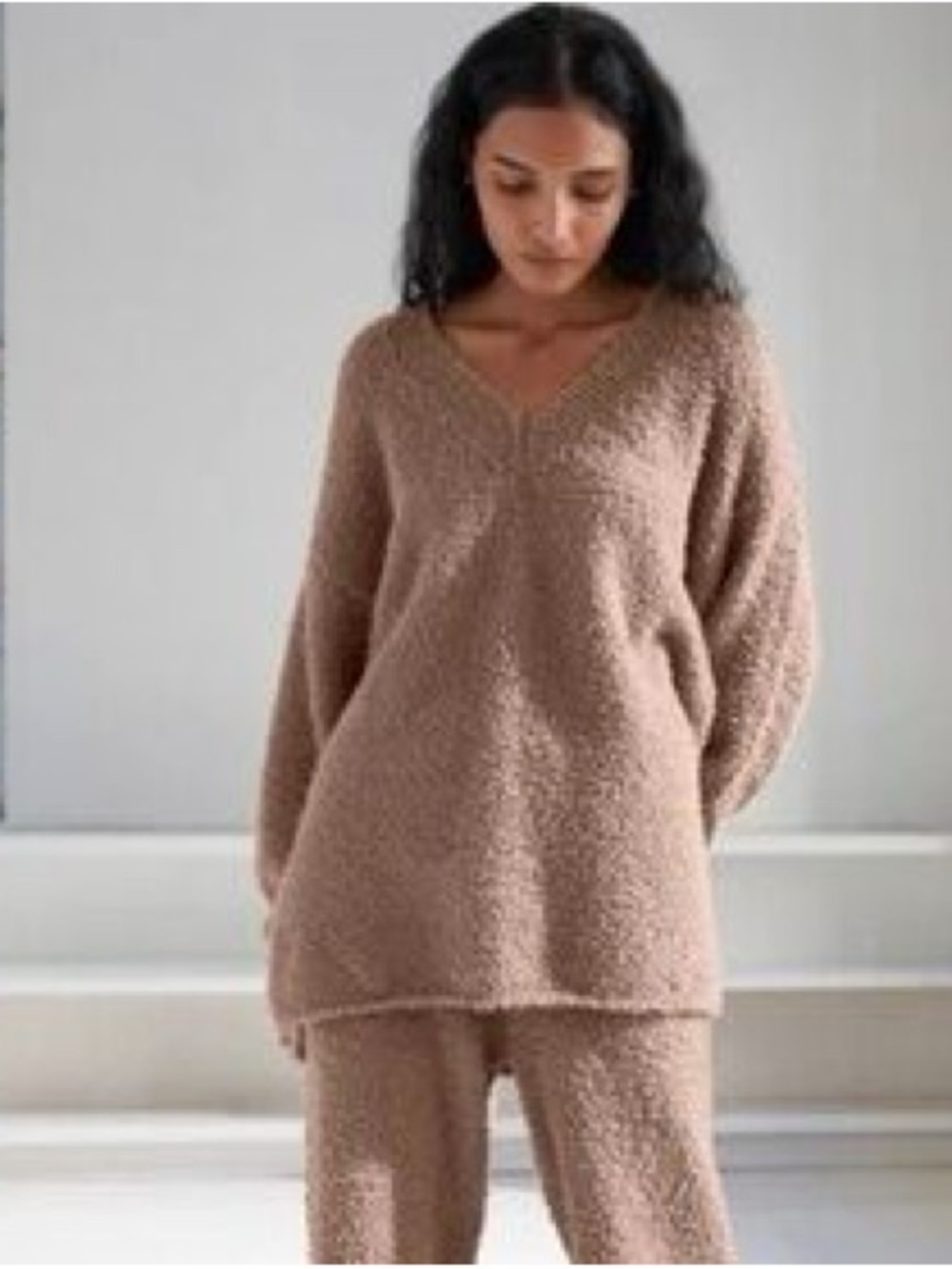 Aritzia The Group Babaton Sz XXS Tessin Tan Relaxed Oversized Lounge Sweater